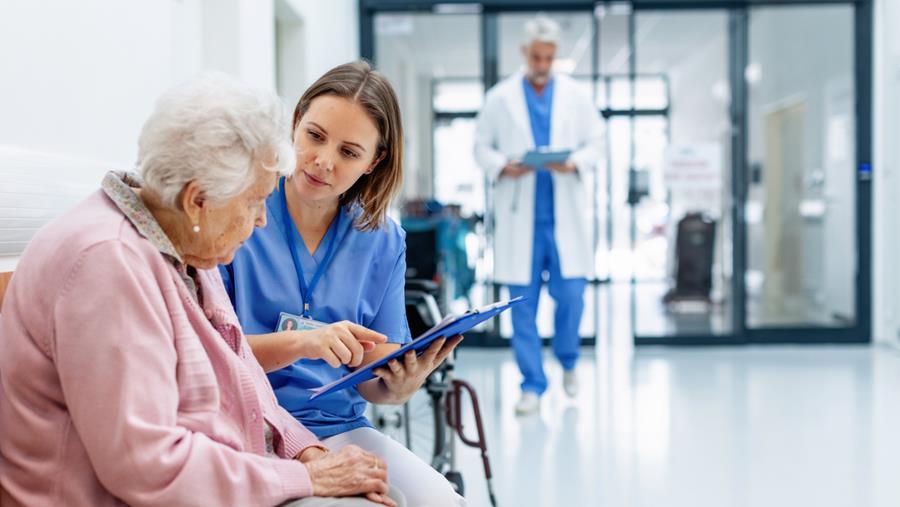 Les psychotropes en gériatrie : start ou stop ?