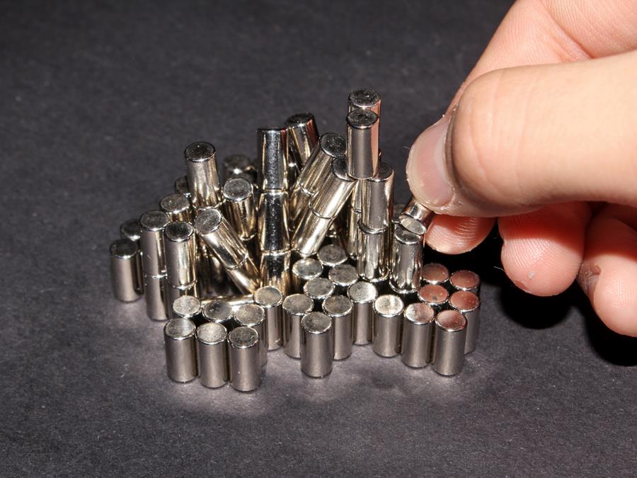 Un adolescent opéré après avoir ingéré près de 100 aimants